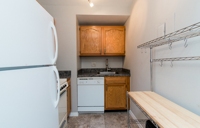 1601 18th St. NW  Unit 205
