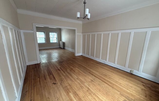 2523-29 Webster