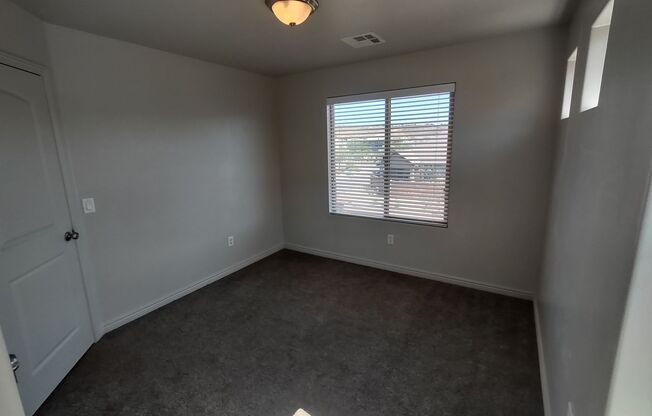 4 beds, 3.5 baths, $1,950, Unit # 42