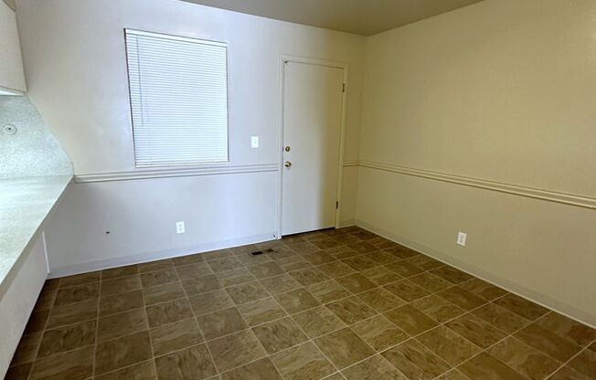 2 beds, 2 baths, 1,112 sqft, $1,265, Unit Unit 01