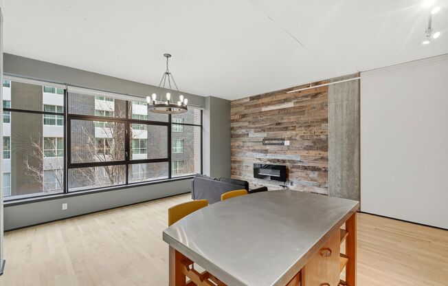 Studio, 1 bath, $1,750