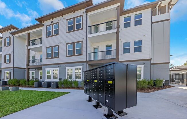 2 beds, 2 baths, 1,228 sqft, $2,350, Unit B1-307