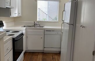 1 bed, 1 bath, 750 sqft, $1,750, Unit 19