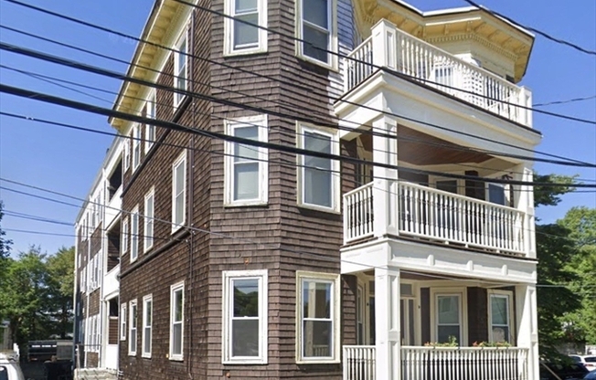 3 DANA AVE