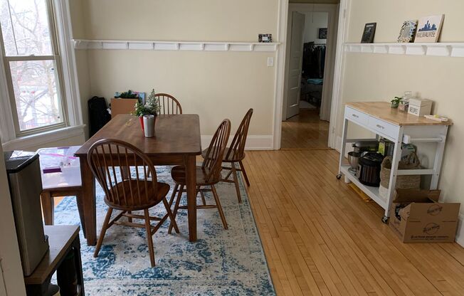 1906-12 E Bradford Ave