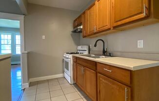 2152-2154 Geyer
