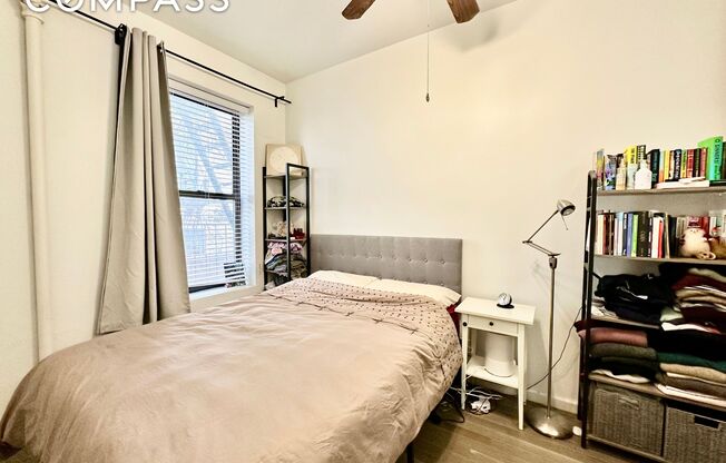 205 W 103 ST