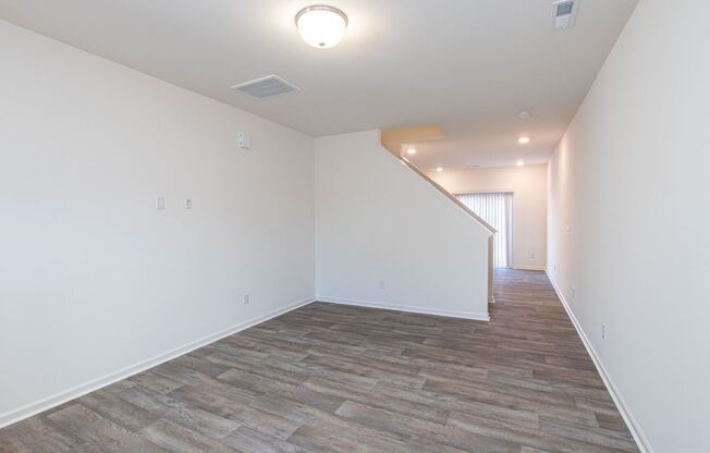 BEAUTIFUL 3BD/2.5BTH Townhome - Belmont - NOVEMBER MOVE-IN