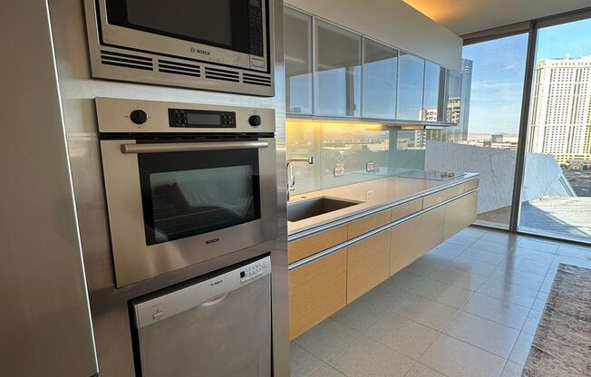 Studio, 1 bath, $2,100, Unit # 603