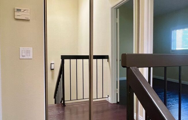 Charming 2 Bed 1.5 Bath Condo in Quiet and Safe Ontario Neighborhood