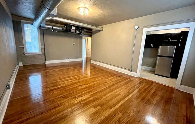 1 bed, 1 bath, 630 sqft, $850, Unit 2243304