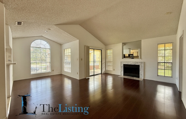 8724 MALLARD RESERVE DR