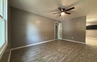 2 beds, 1 bath, $750, Unit UNIT A