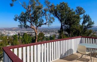 Fletcher Hills Studio with Amazing View!