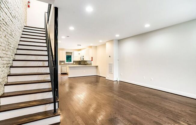 620 FARRAGUT ST NW