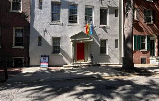330-332 S. Juniper St