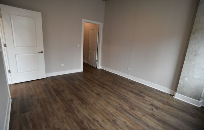 1 bed, 1 bath, 711 sqft, $3,000, Unit 3833-619