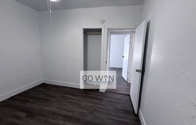 3 Bed/ 1 Bath - House - Amazing Price