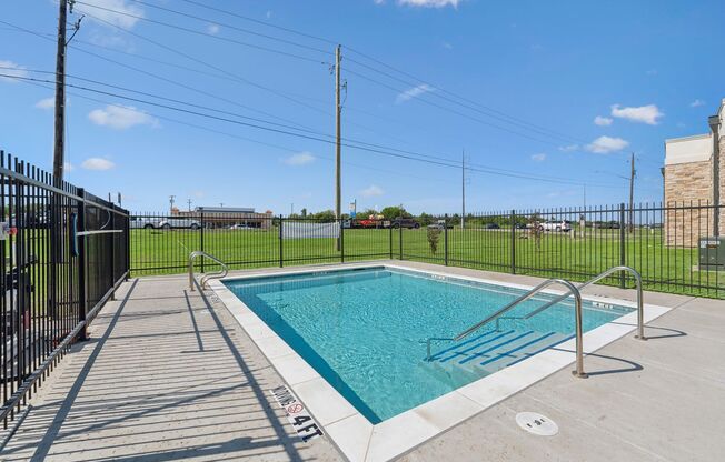 1 bed, 1 bath, 712 sqft, $1,385, Unit 214