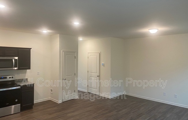 1117 UN PACIFIC WAY 