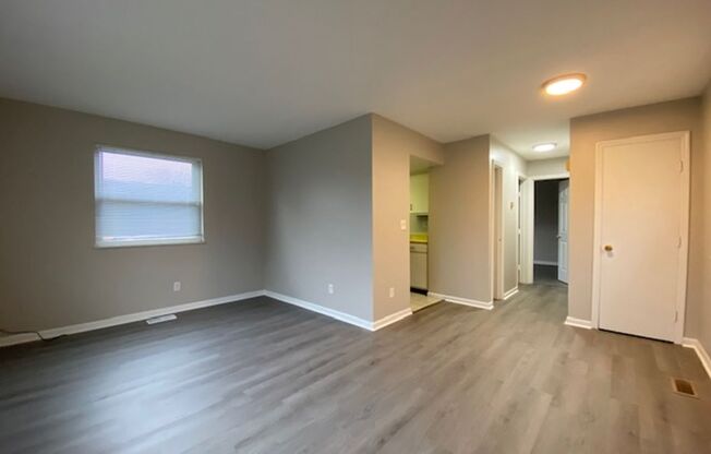 1 bed, 1 bath, $715, Unit 2414