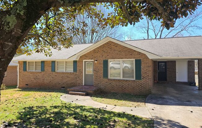 Great House, Great Price 3 BR, 2 BA in Rex