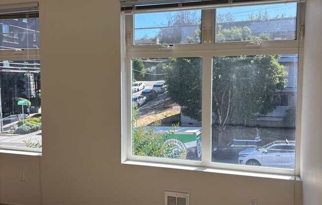 1 bed, 1 bath, 313 sqft, $1,195, Unit 307