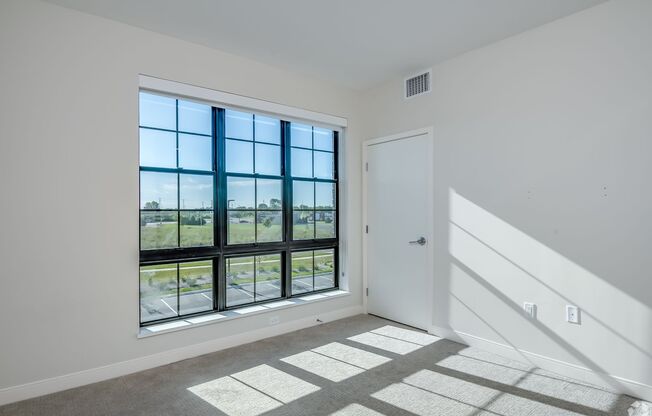 1 bed, 1 bath, 791 sqft, $1,375, Unit 216