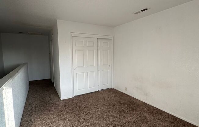 1 bed, 1 bath, $1,200