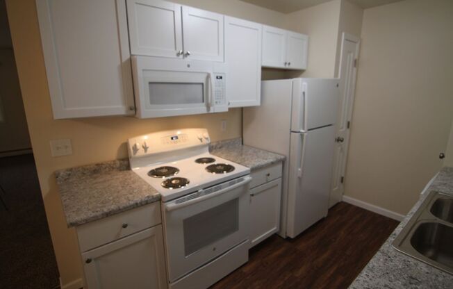 2 beds, 1.5 baths, 894 sqft, $1,499.99, Unit 10155-103