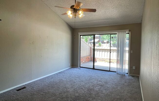 Large 2 Bed 2 Bath Duplex In NW OKC