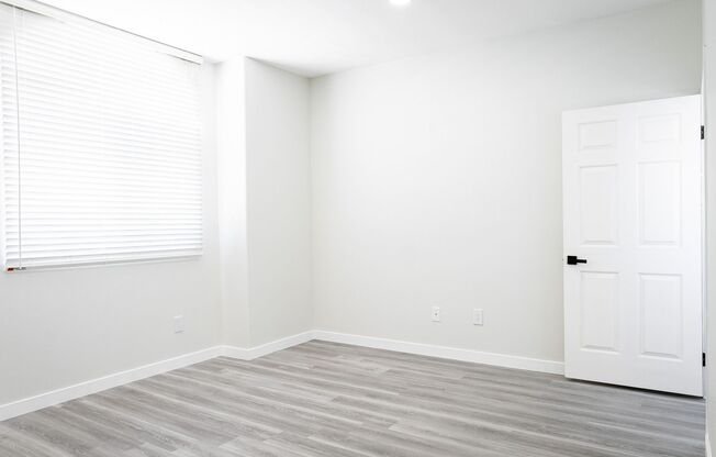 3 beds, 2 baths, 1,450 sqft, $3,898, Unit 201