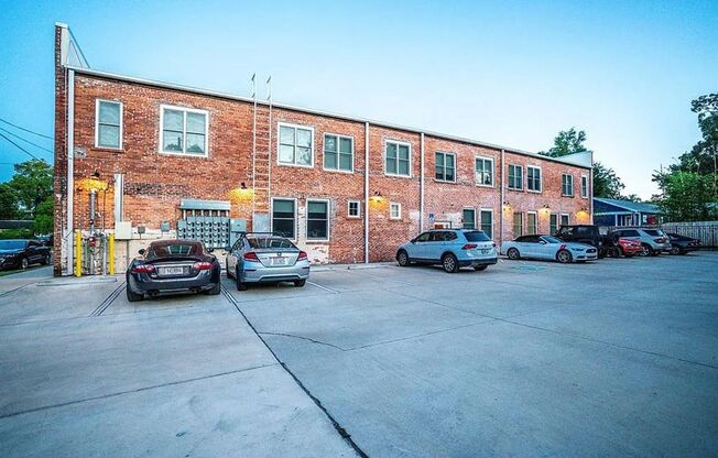 Modern, Industrial Flats in Tampa Heights