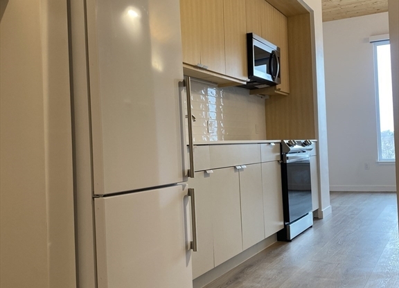Studio, 1 bath, 387 sqft, $2,450, Unit 507