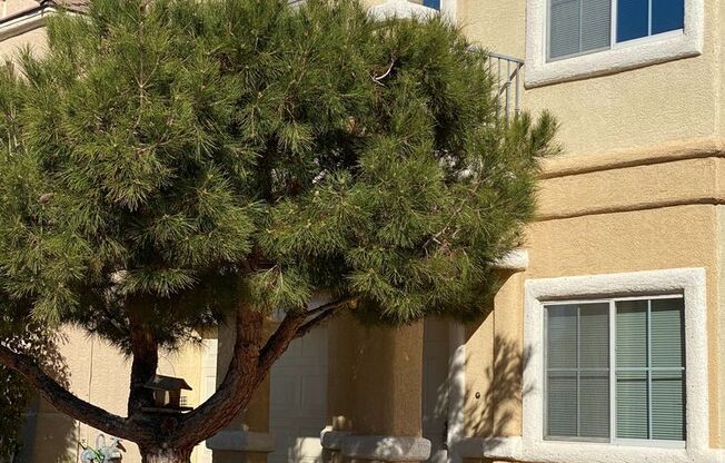 2 Story 2 brm 2 1/2 bath 1 car garage home