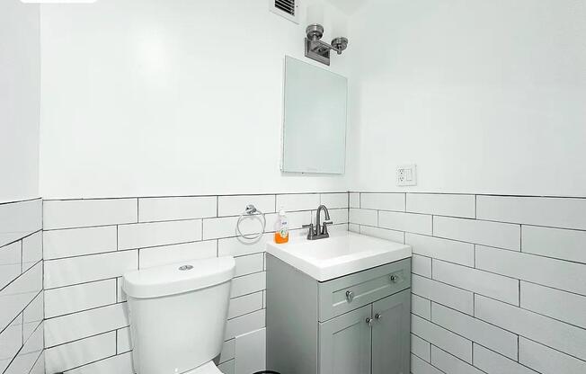 423 W 144 ST