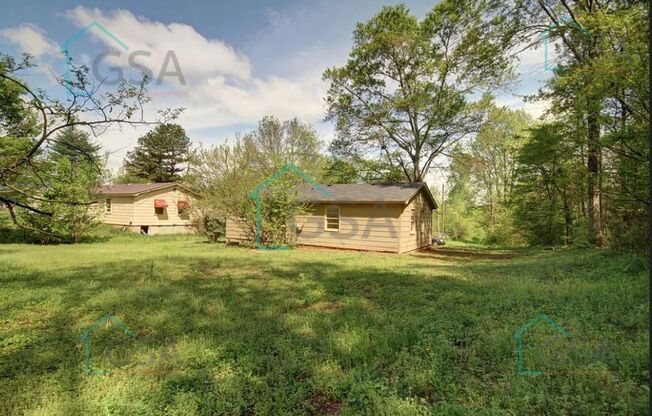 3 beds, 1 bath, 1,050 sqft, $1,200, Unit 114 Aster Drive-1