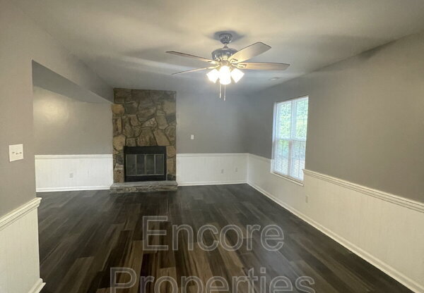 211 INDIGO DR