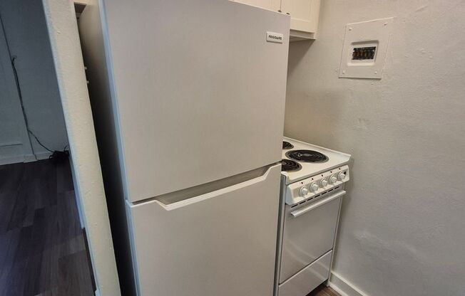 1 bed, 1 bath, 450 sqft, $1,299, Unit 5326 Fifth Ave. #05