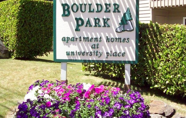 Boulder Park Apartments