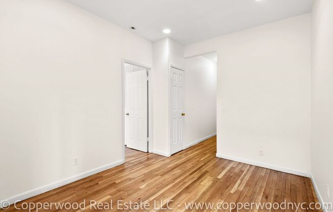 1 bed, 1 bath, 450 sqft, $3,350, Unit 21