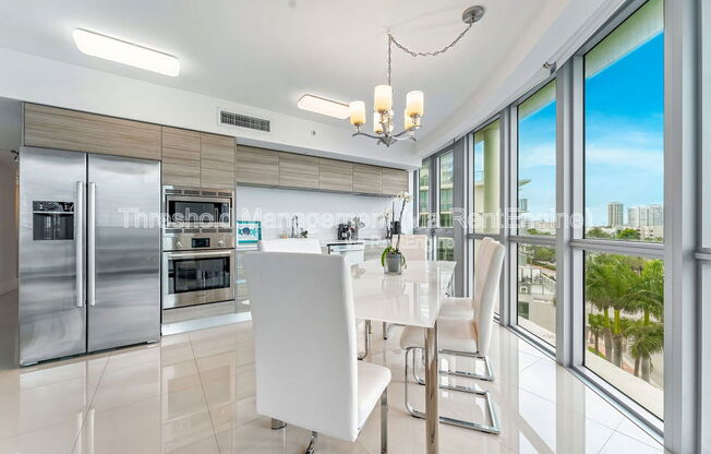 2 beds, 2 baths, 1,128 sqft, $5,000, Unit 605