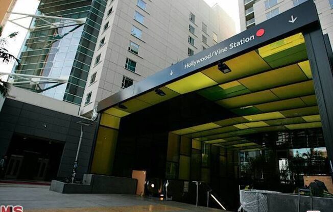 2 beds, 2 baths, 1,410 sqft, $5,500, Unit 5F