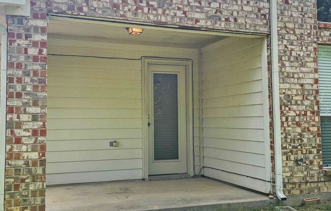 3 beds, 2 baths, $2,175