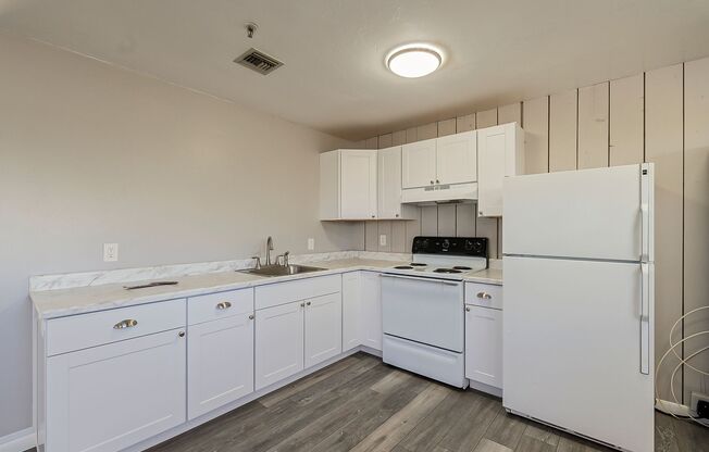 2 beds, 1 bath, 775 sqft, $1,500, Unit 2