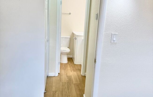 1 bed, 1 bath, 485 sqft, $850, Unit H105