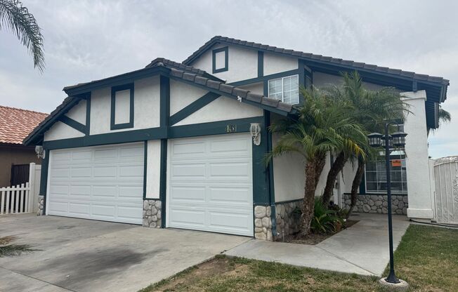 Beautiful 4 bedroom Home in Perris!