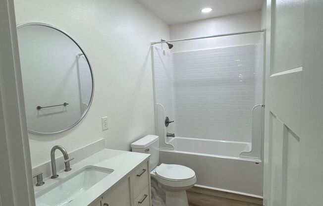 3073-3077 North Fremont