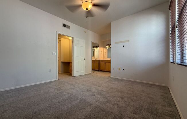 2 beds, 2.5 baths, $1,900, Unit APARTMENT 1271