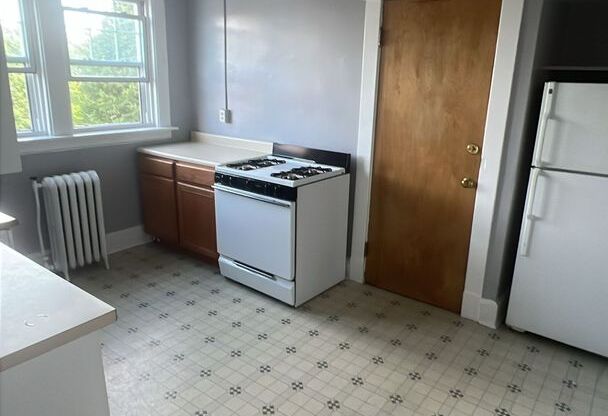 182 Elm